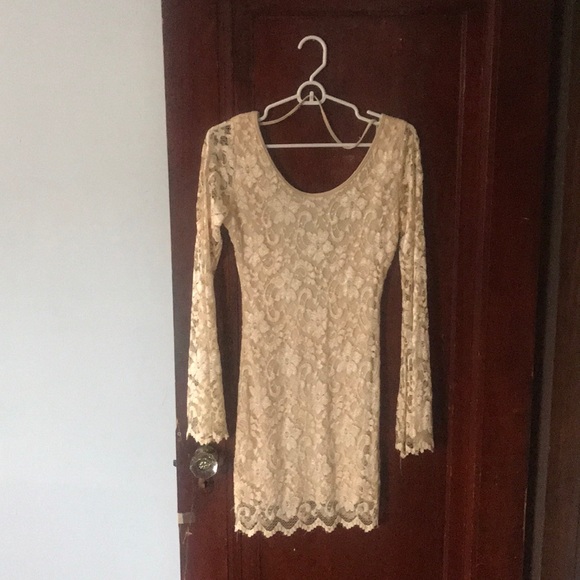 Arden B Lace Backless Dress - Cream - Picture 3 of 4